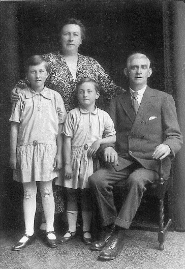 Crean the family man in the late 1920s, with wife Nell and daughters Mary (left) and Eileen. (Crean Family)