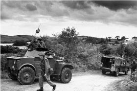 An Irish army border patrol in the 1970s. How prepared were they for intervention in the North in August 1969? (National Museum of Ireland)