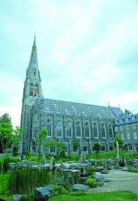 St Patrick’s Collegiate Chapel, Maynooth—on 24 February 1879 the Ward Union Hunt, accompanied by Elizabeth, chased a stag into the building, then under construction. (NIAH)