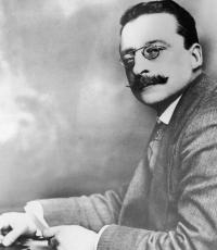 Arthur Griffith—‘. . . perhaps the smell which the motor-car leaves behind is symbolic, too . . .’. (George Morrison)