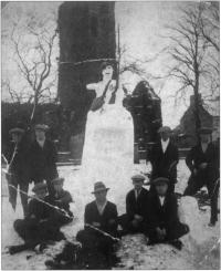 This snow memorial inscribed 'Lest we forget' was built by veterans on Newtownards green in the 1920s in order to shame the local council into erecting a memorial to honour the fallen.