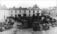 Kilbeggan market place. Locke's purchased its grain locally taking in about 40,000 barrels in 1891. (W. Lawrence)