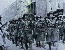 Members of Cumann na mBan marching in Dublin—many St Ita’s pupils became and remained active Republicans.