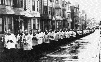 A procession through Roxbury, Massachusetts, 1954. (Archdiocese of Boston)