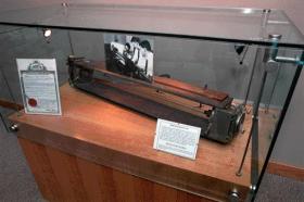 The first fax machine or ‘telephotograph’ (1925), first used to transmit photographic images for use in newspapers.