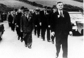 Tom Barry heads the survivors of the Kilmichael ambush at the site in 1966.