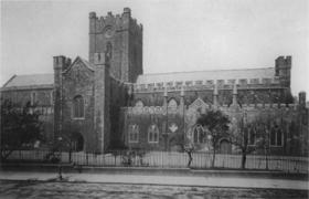 Left: Christ Church Cathedral as it appeared before Street’s restoration of 1871–8. The long choir (to the right) and the squat crossing tower are strikingly different to its appearance today. (National Library of Ireland)