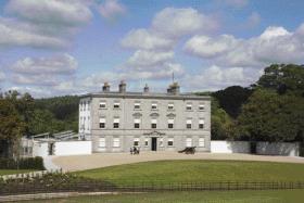 Oldbridge House, Co. Meath (now home to the Battle of the Boyne Visitor Centre), was acquired in 1729 by John Coddington, whose brother Dixie was Senator John McCain’s five times great-grandfather. Their father (also called Dixie) served with King William at the Battle of the Boyne in 1690. (OPW) 
