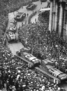 Tanks were of little use to the British in the Irish War of Independence, aside from the odd demonstration of military might, such as these two Mark IV and four Medium Mark A Whippet tanks in a victory parade in College Green, Dublin, to mark the first anniversary of Armistice Day on 11 November 1919. (George Morrison)