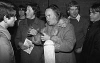 ‘The abortion mills of England grind Irish babies into blood that cries out to heaven for veangeance [sic]’—SPUC banner at an October 1982 counter-picket of a Northside Anti-Amendment Group meeting in the Black Sheep pub, Coolock. The group, which disrupted the meeting, was led by Una Bean Mhic Mhathuna (left) and Mina Bean Uí Chroibín (right), seen here making her point very forcefully. (Derek Spiers)