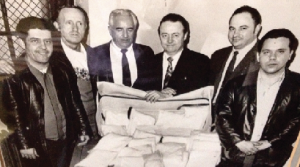 The ‘100 kilo case’—Peter Daly is second from the left; on the far right is Carl Aguillez, who testified against Daly and to whom he sent the postcard after his flight to Ballyshannon. The heroin in the picture later found its way back onto the streets. (Peter Daly)