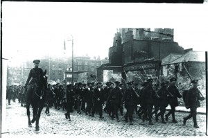 Prisoners being escorted to the North Wall after the 1916 Easter Rising. Records and documents relating to the Rising are contained in a series of files catalogued under ‘Membership and Organization’, including IRA Nominal Rolls and reports by Cumann na mBan, Na Fianna Éireann and the Irish Citizen Army. (NMI)