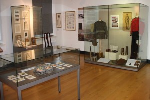 The main display cabinet contains a private’s uniform of the Royal Inniskilling Fusiliers and the formal uniform of the deputy lieutenant of County Down.